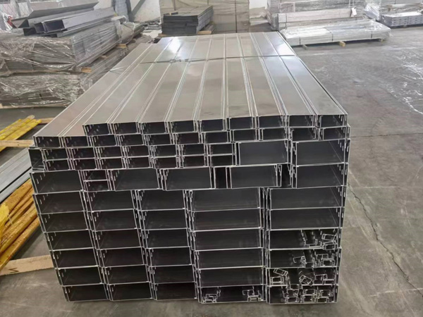 铝合金电缆桥架