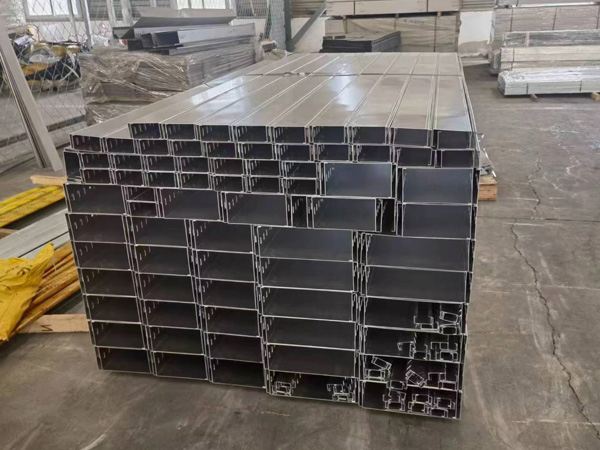 铝合金电缆桥架