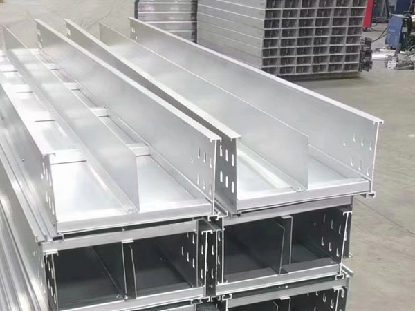 铝合金电缆桥架