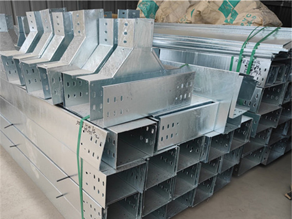 热浸锌电缆桥架