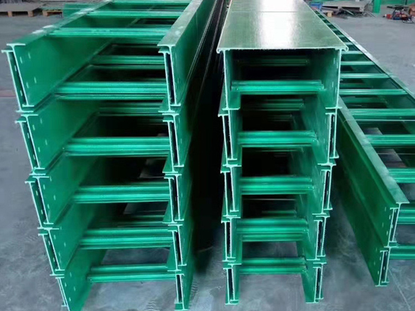 玻璃钢电缆桥架