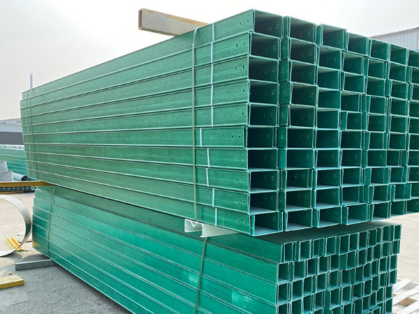 玻璃钢电缆桥架