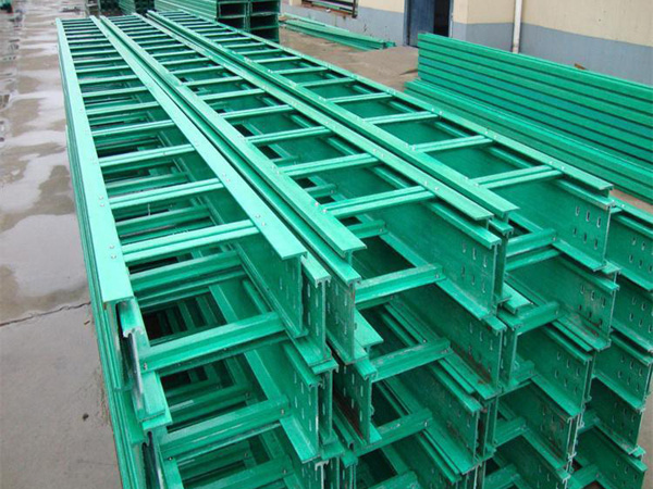 玻璃钢电缆桥架